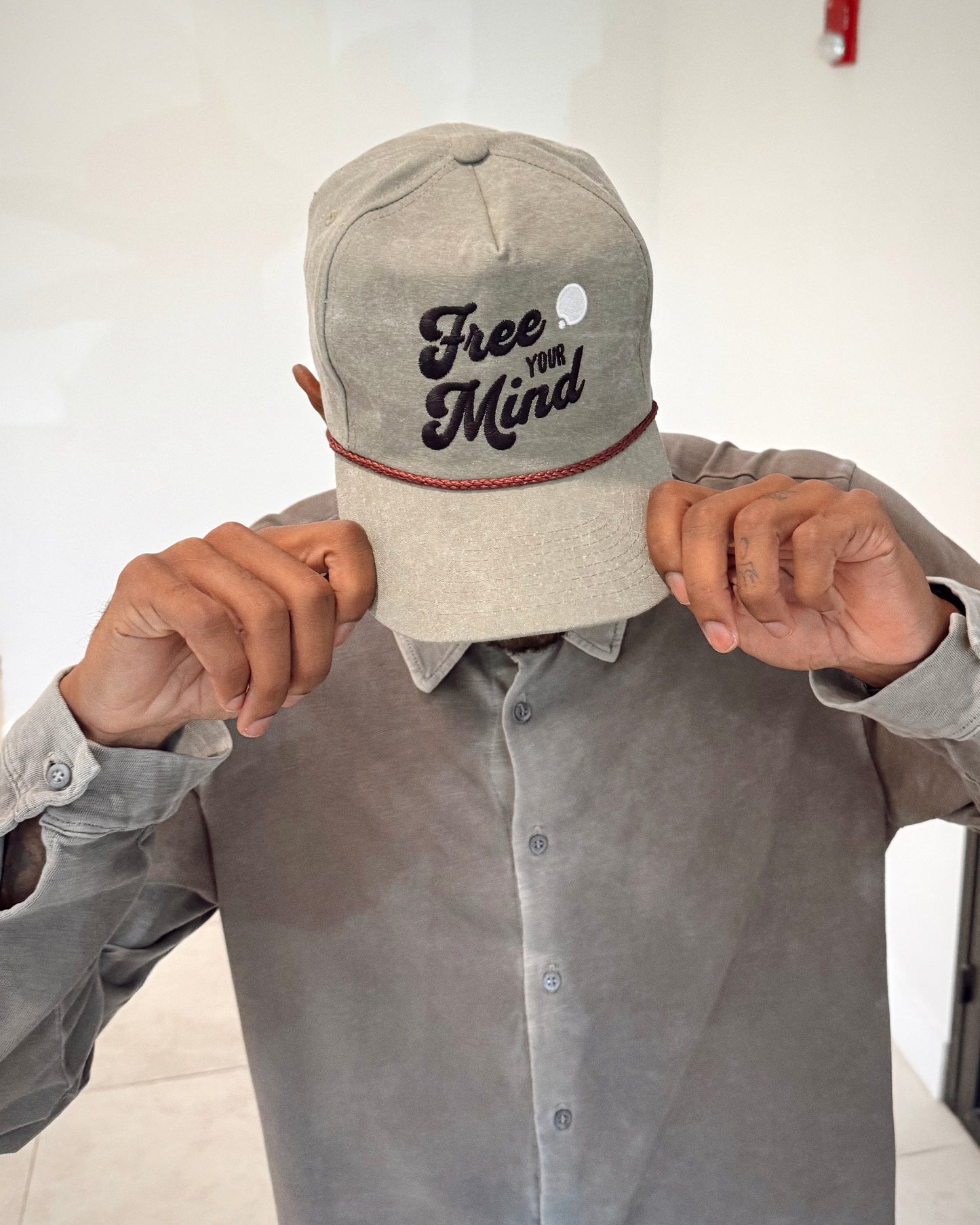 Free Your Mind Retro Hat (Earth Brown)