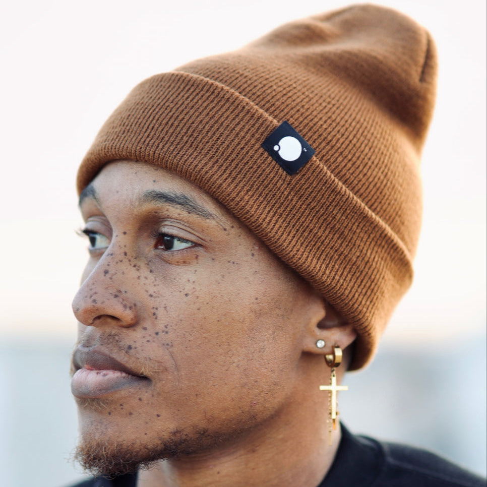 Core Woven Label Beanie (Oak)